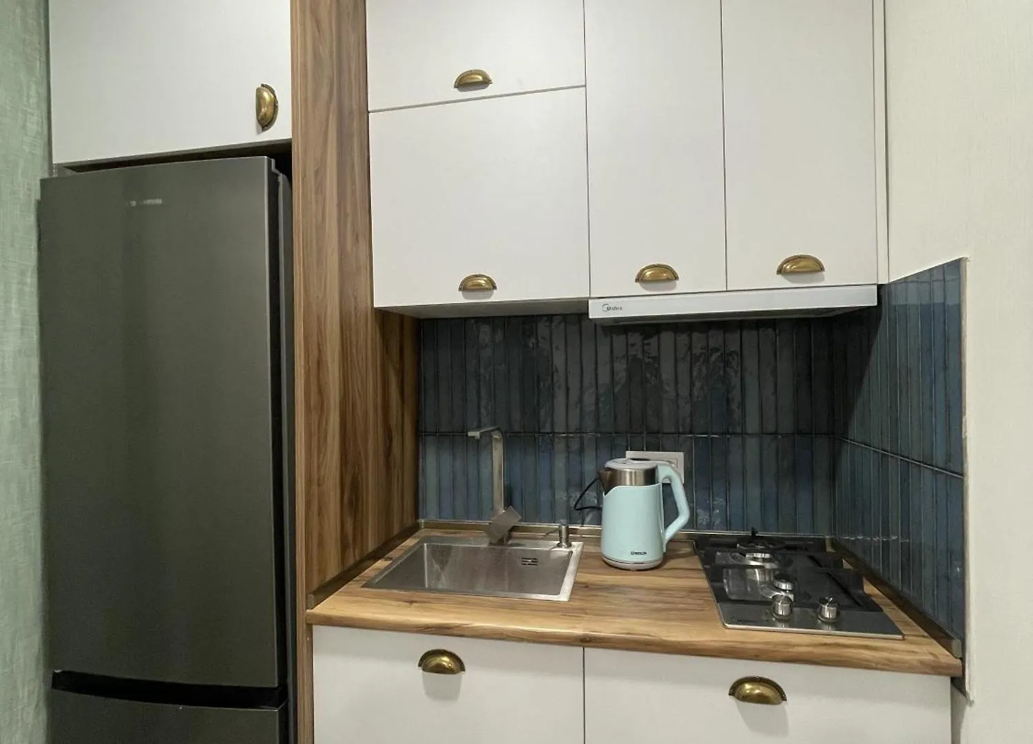 Modern Studio In The City Center Тбилиси Апартаменты