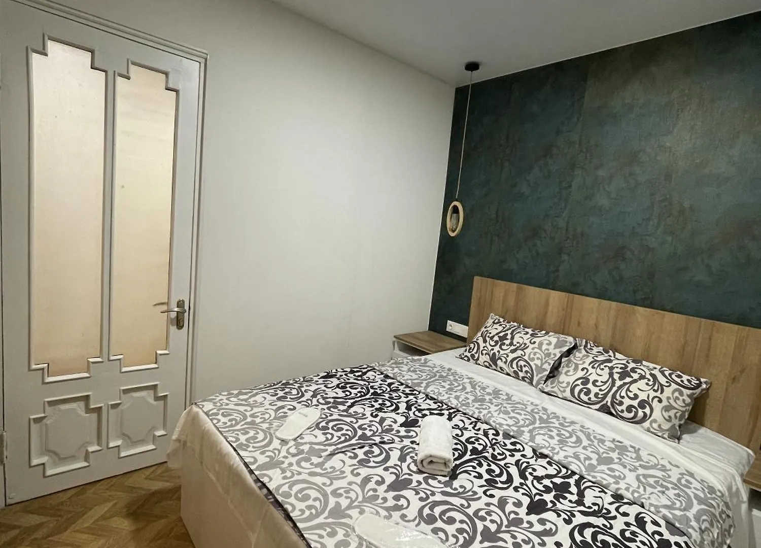 Modern Studio In The City Center Тбилиси Апартаменты